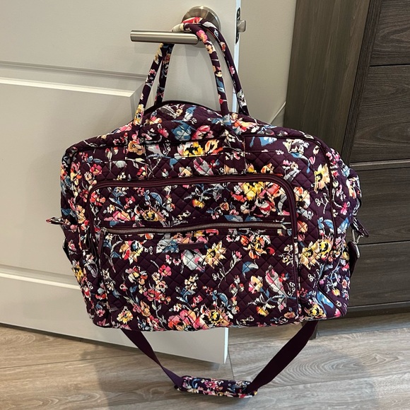 Vera Bradley Weekender - Picture 1 of 5